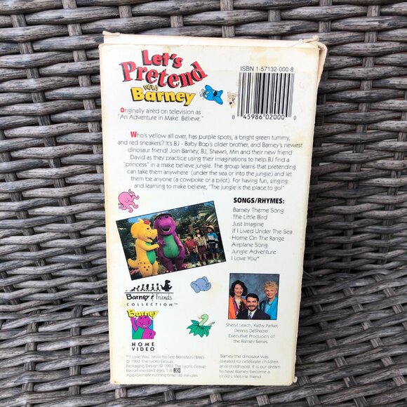 Barney’s birthday VHS sing-along - Picture 2 of 7
